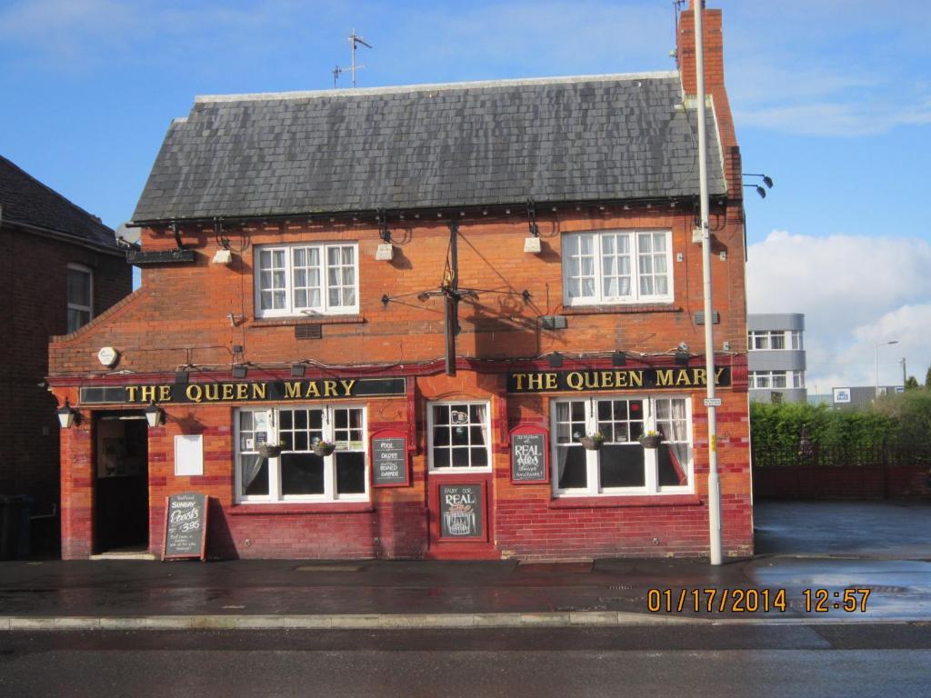 Queen Mary Inn Poole Buitenkant foto